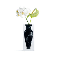 Elizabeth Vase