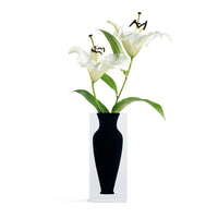 Elizabeth Vase